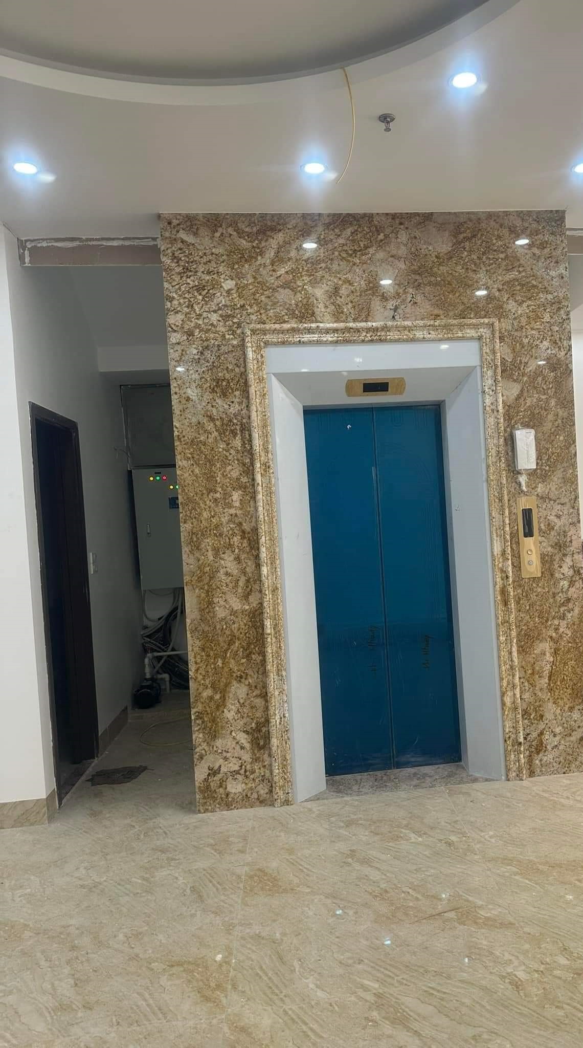 Nhà tôi cho thuê nhà hai cửa đi, mới,vỉa hè, 113m2- 4T, Đào Tấn_46 Tr - Ảnh chính